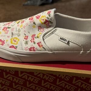 Women’s Vans Slip on Floral Size 11